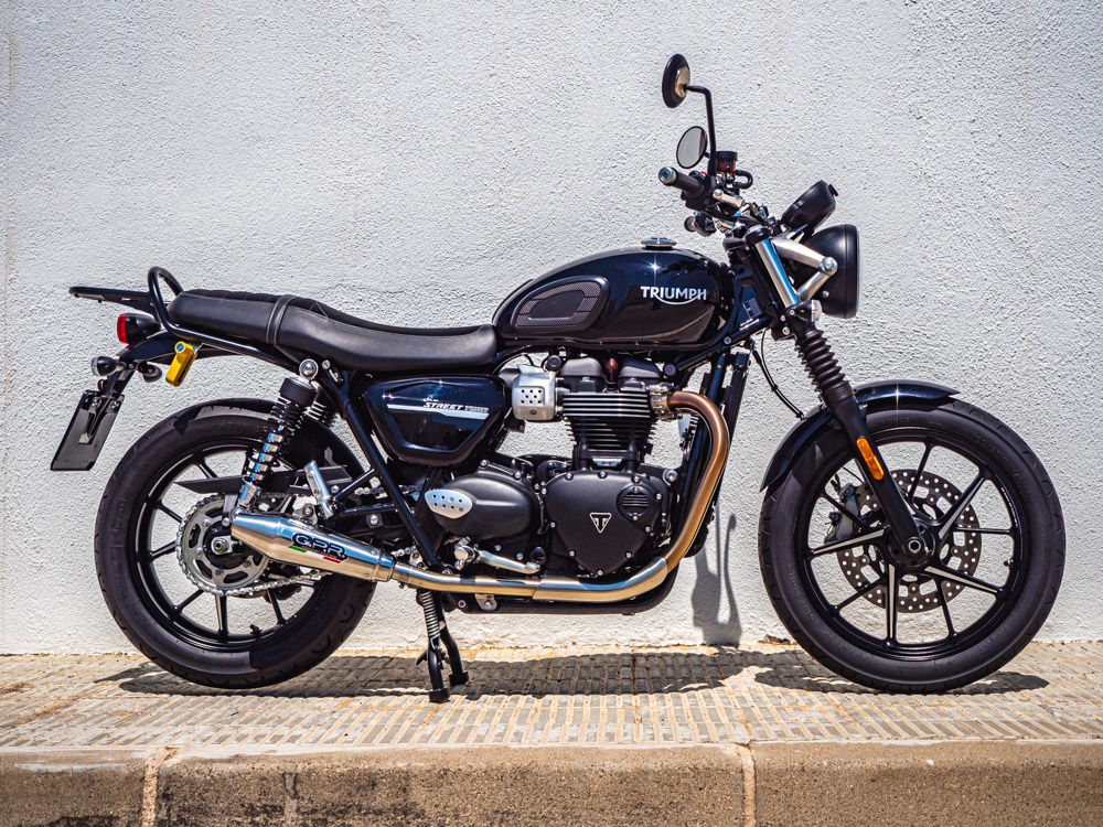 GPR exhaust compatible with  Triumph Street Twin 900 2015-2019, Vintacone, Dual Homologated legal slip-on exhaust including removable db killers and link pipes 