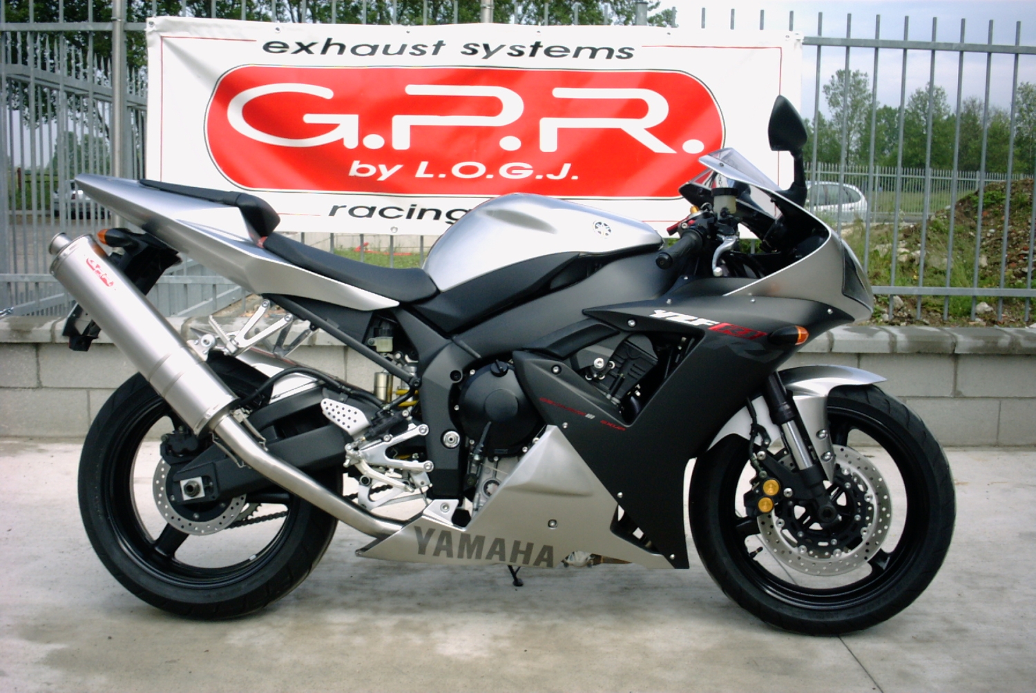 GPR exhaust compatible with  Yamaha Yzf 1000 R1  2002-2003, Trioval, Homologated legal slip-on exhaust including removable db killer and link pipe 